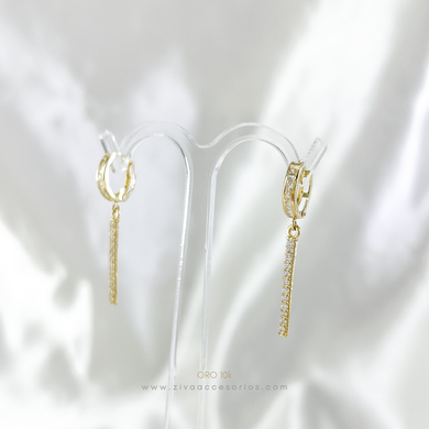 Aretes Arracada Huggie con Zirconias y Barra Zirconias Oro 10k